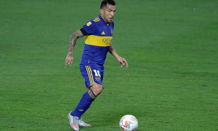 Tevez, è morto il padre adottivo Don Segundo: 'Si è preso cura di me senza avere niente a che fare con me'
