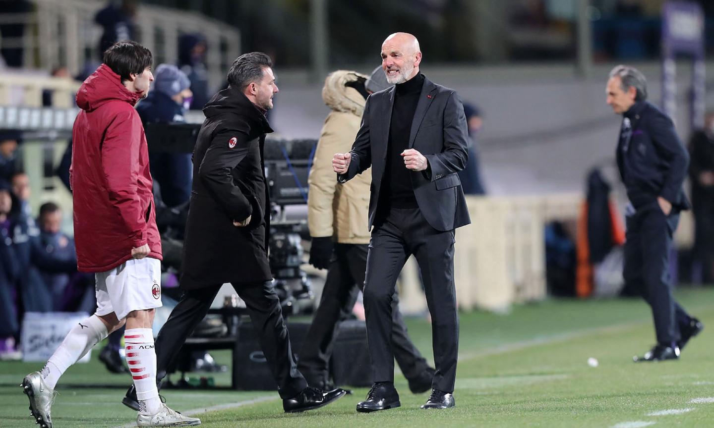 Per lo scudetto è tardi, ma il Milan c'è: 3-2 a Firenze, Pioli stramerita la Champions