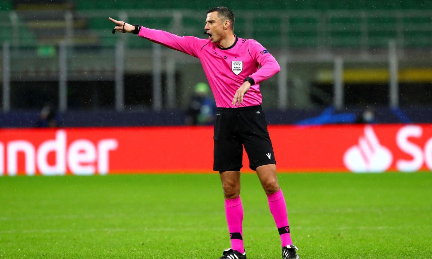 Manchester United-Milan, la designazione: arbitra lo sloveno Vincic, all'Inter ha portato male