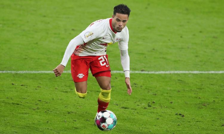 Roma, senti Kluivert: 'Restare al Lipsia? Mi piacerebbe, ma...'