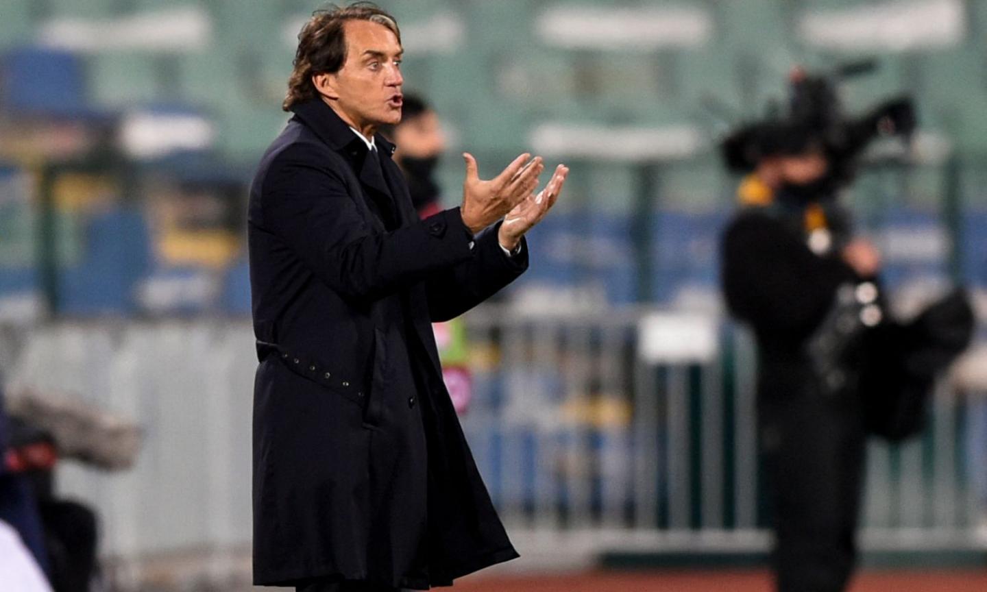 Italia, Mancini: 'I gol? Non mi sembrano che gli altri vincano 8-0... Giocatori stanchi, ma va bene così'