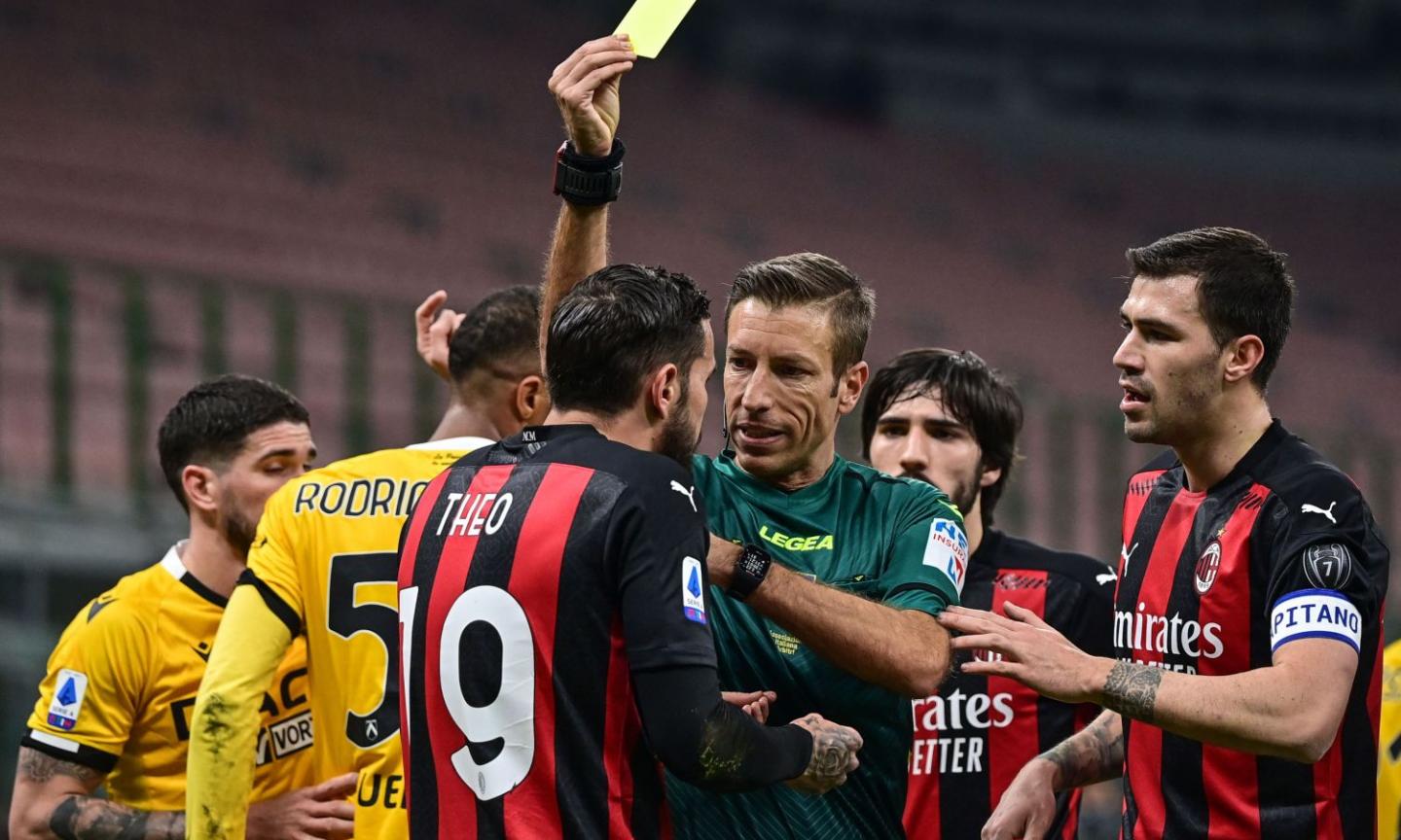 Serie A, la MOVIOLA: tre rigori in Sassuolo-Napoli. Penalty al Milan, protesta l'Udinese. Gol Roma ok al Var