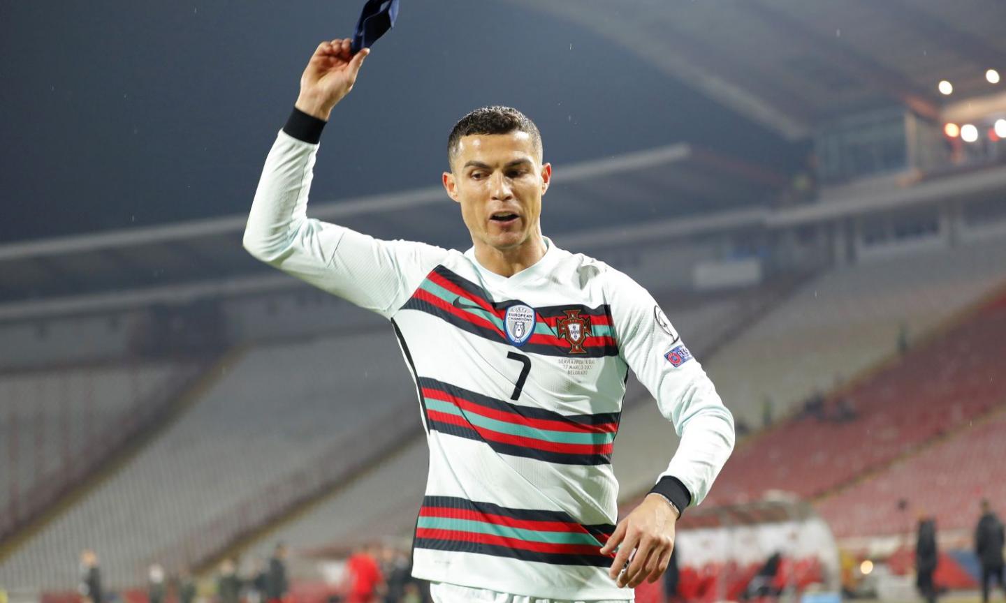 La pagella: Ronaldo rischia il Mondiale per un gol fantasma. Inaccettabile, Uefa da 2