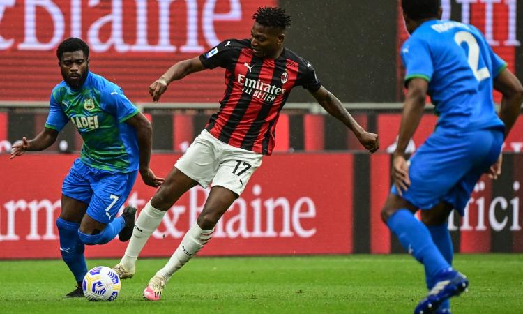Leao e Mandzukic bocciati: al Milan serve un nuovo centravanti