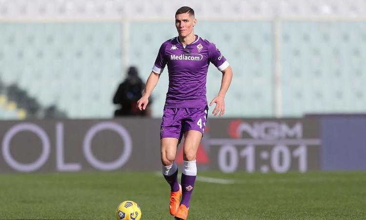 Fiorentina: Milenkovic aspetta offerte, si lavora per evitare la scadenza. I due incastri con Tottenham e Juventus