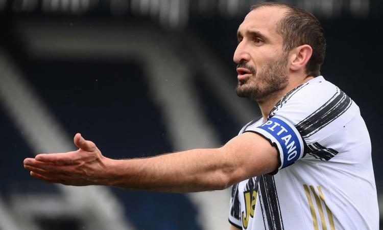 La settimana di Chiellini: quando arriva e incontra la Juve, tutti i nodi