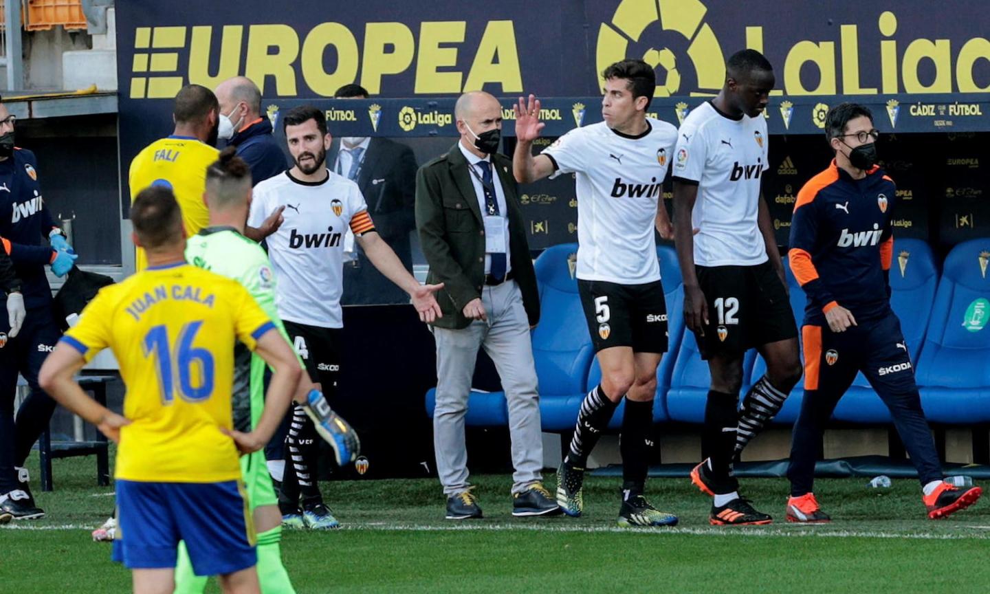 Caos a Cadice, il Valencia abbandona il campo per insulti razzisti a Diakhaby: 'Ma lui ha chiesto di rientrare'