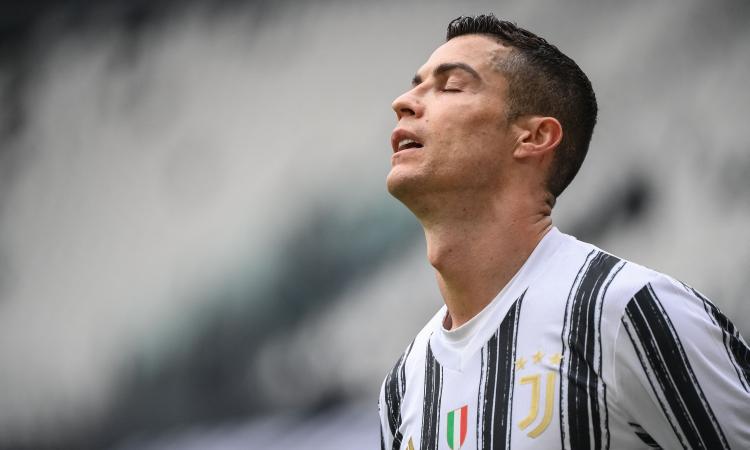 Ronaldo nelle mani di Mendes, la Juve aspetta