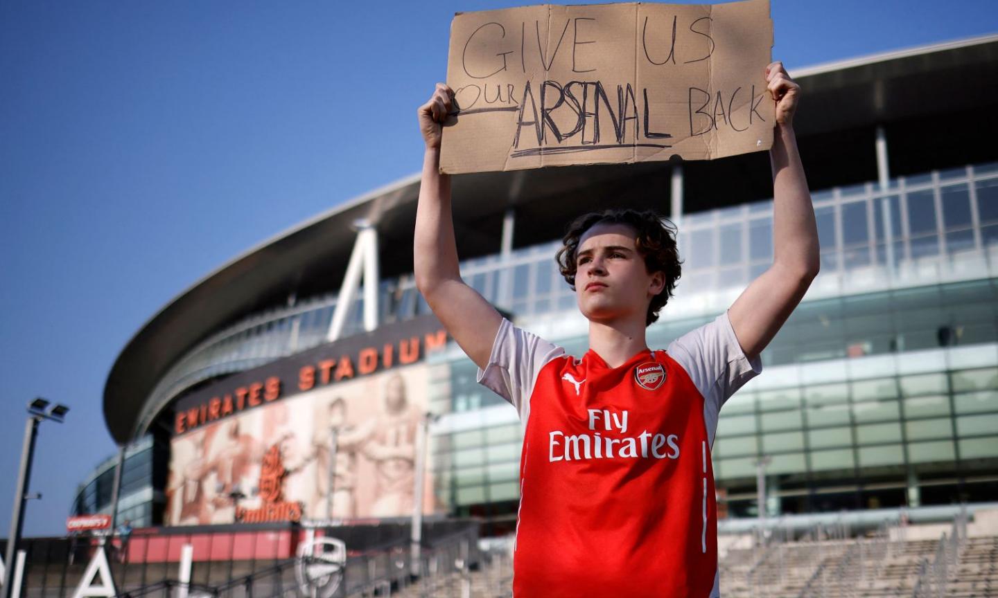 Arsenal, Kroenke Jr risponde ai tifosi: 'Club non è in vendita. Superlega? Volevamo darvi il Barcellona, preferite lo Stoke'