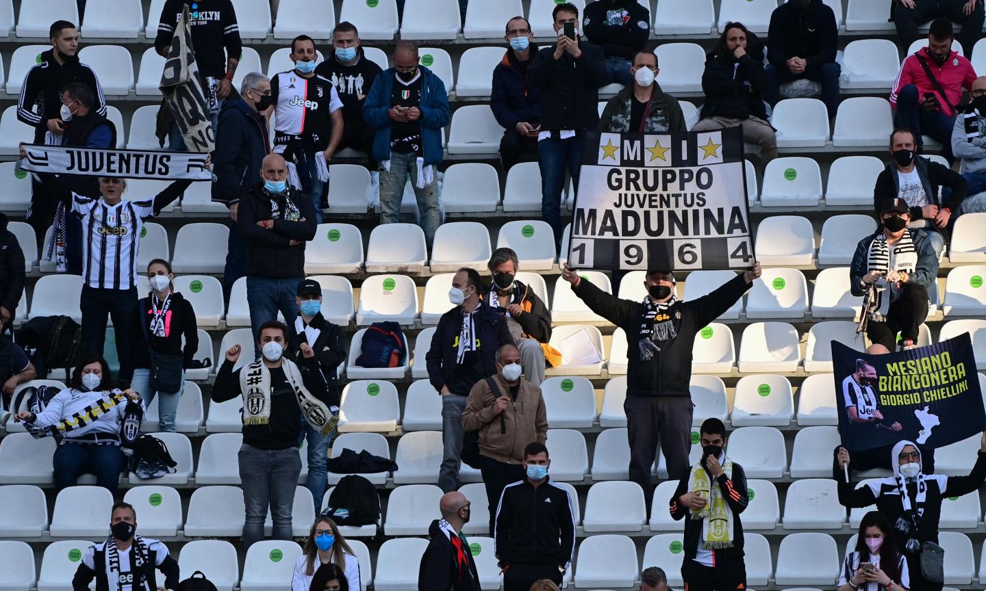 Atalanta-Juve col pubblico, il lato oscuro: cori irripetibili, tensioni tra ultras e assembramenti