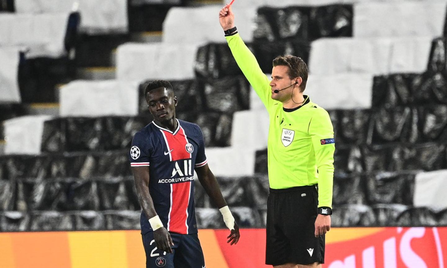 PSG, due turni di stop a Gueye: salta anche l'eventuale finale di Champions