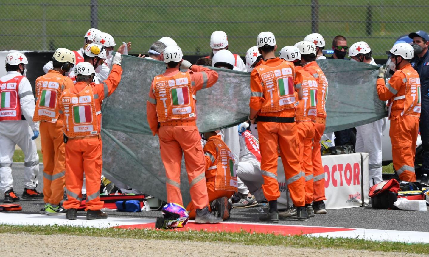 Moto3, Dupasquier non ce l'ha fatta: fatale il tremendo incidente al Mugello