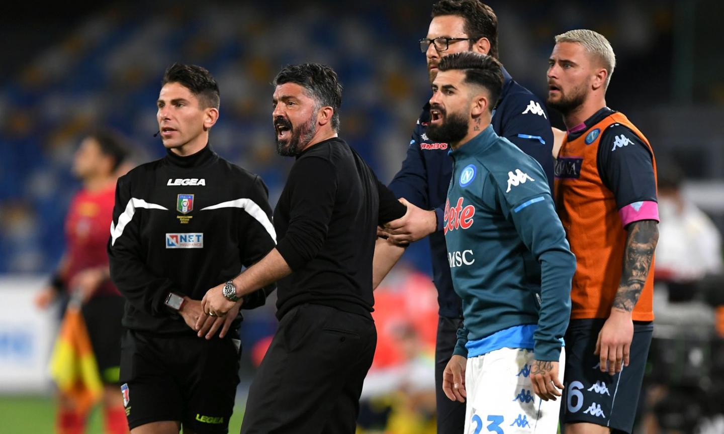 Napolimania: fuori dalla Champions per colpa degli arbitri, ma anche Gattuso sbaglia. E ora Allegri...