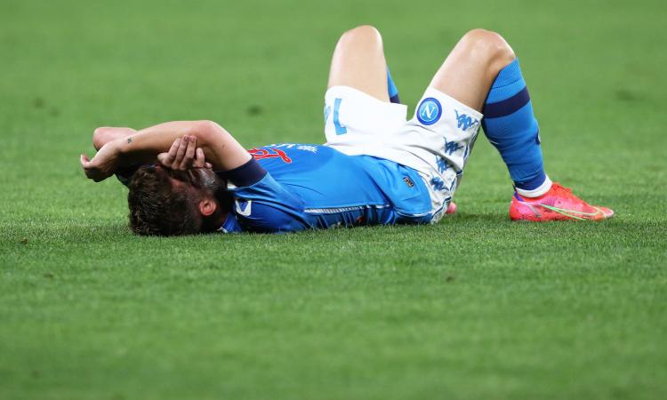 Calciomercato Napoli, piani da rivedere senza Champions. E l'allenatore...