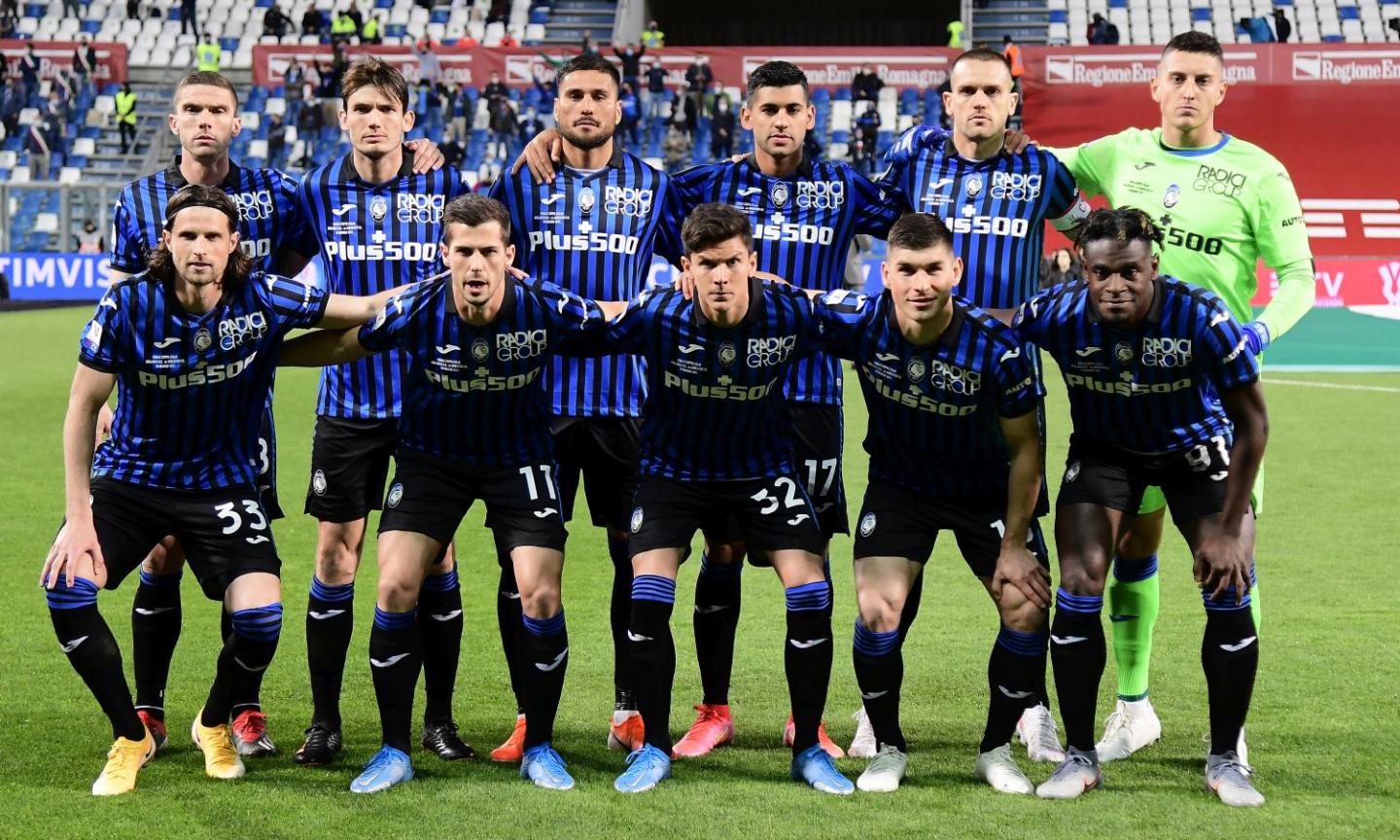 Medaglie strappate, teste basse e sorrisi amari: l'Atalanta è bella ma non vince, i tifosi vogliono la vendetta domenica