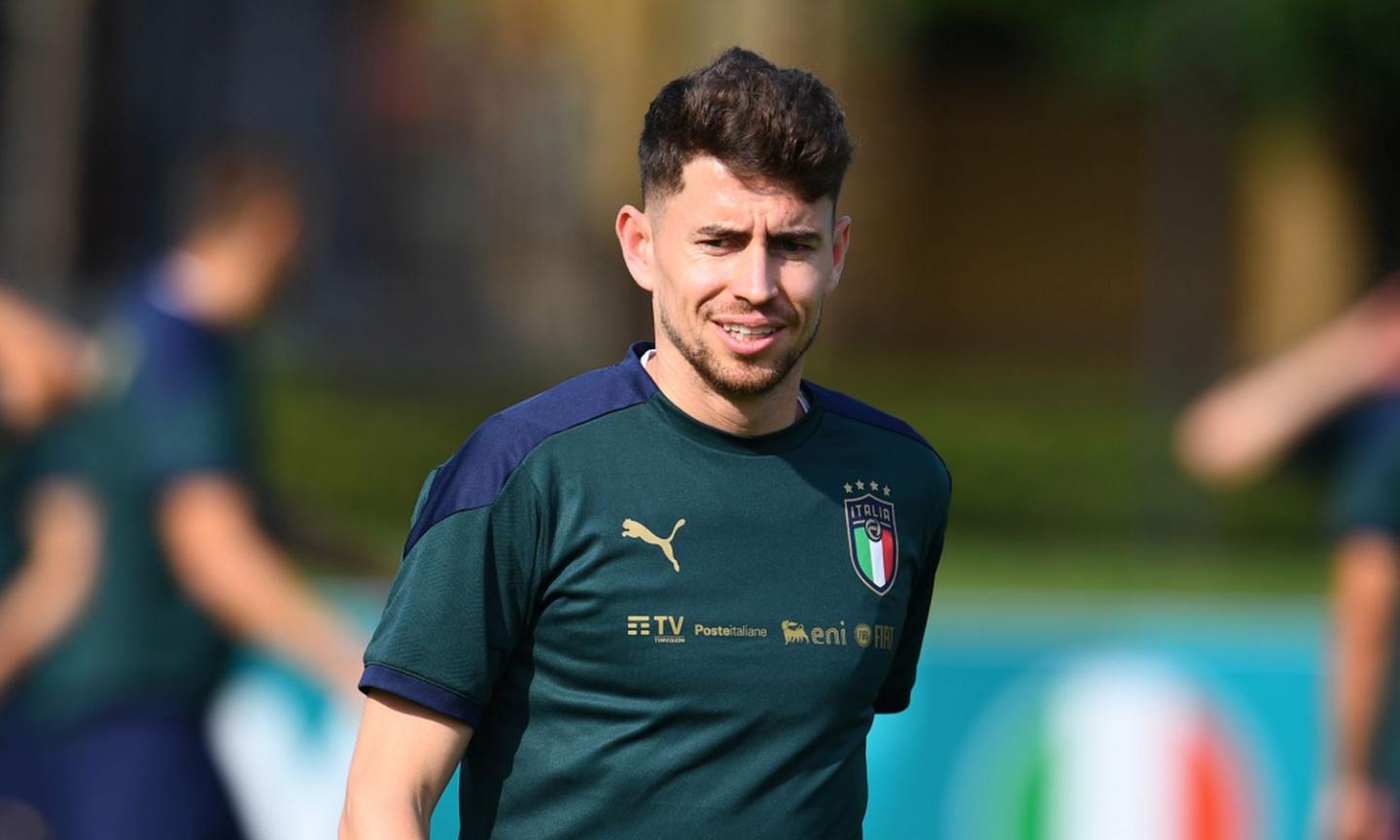 Jorginho: 'Quest'Italia come il mio Chelsea, umiltà e fame di vincere. Barella somiglia a Kanté'