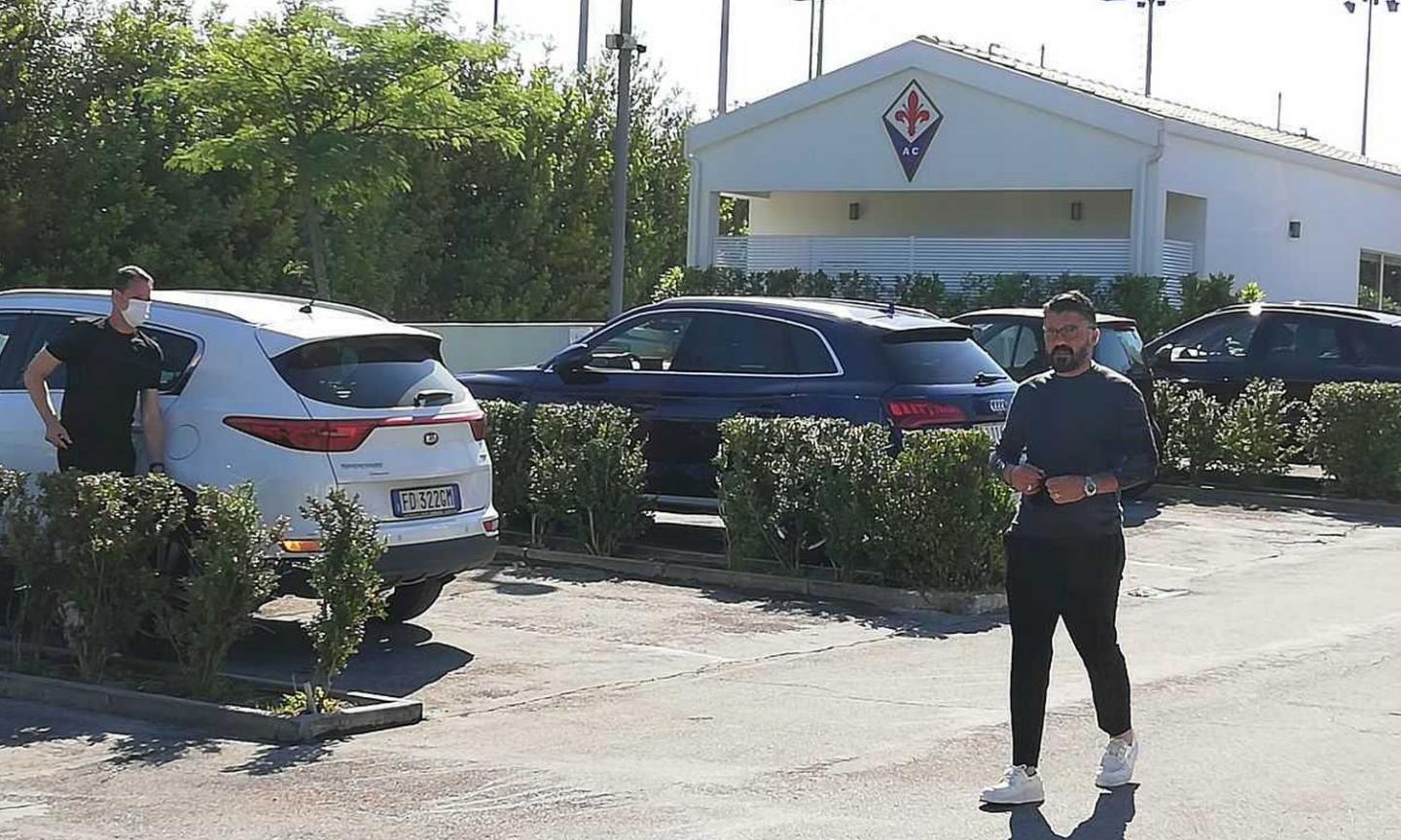 Fiorentina, al via l'era Gattuso: Rino è arrivato al centro sportivo, oggi il summit mercato FOTO