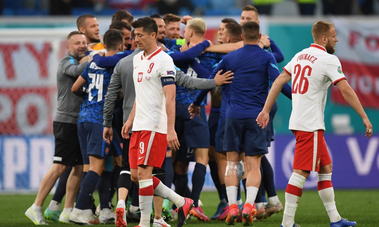 Skriniar-gol, la Slovacchia firma la prima sorpresa degli Europei e rovina i piani di Paulo Sousa: Polonia ko 2-1