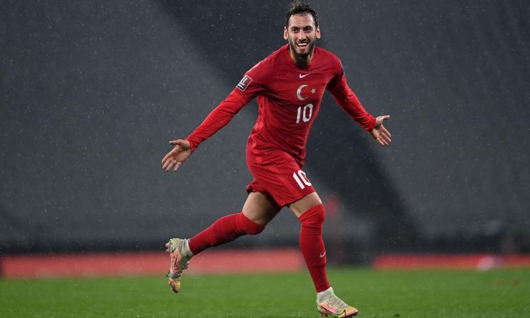 Milan, Calhanoglu in vetrina: Maldini lo aspetta ma gli Europei possono cambiare il suo futuro