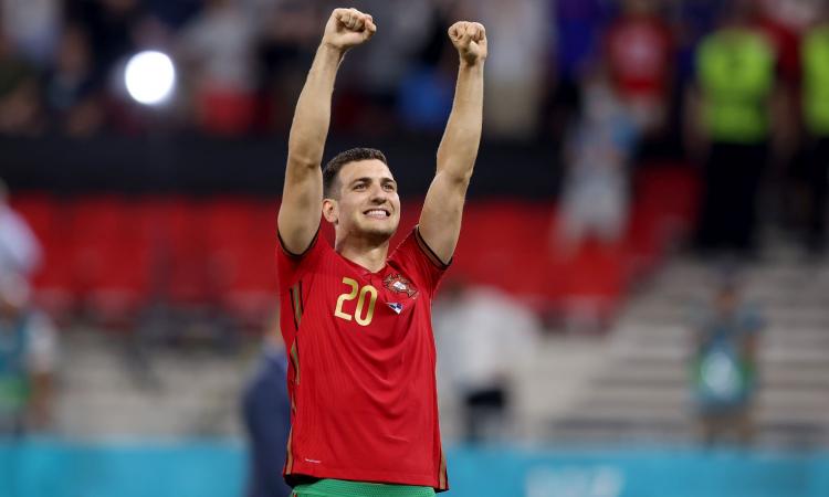 Milan avvisato: il Real Madrid piomba su Dalot