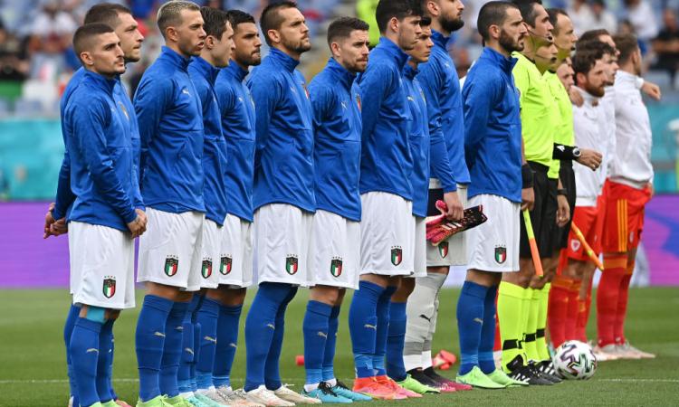 Belgio-Italia: gli azzurri si inginocchieranno. La Figc: 'Solidarietà con gli avversari, ma non condividiamo la campagna'