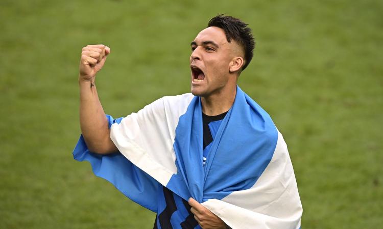 Lautaro: 'Inter? Dopo 3 mesi volevo andarmene. Icardi mi ha aiutato molto. Ora sono felice. La 10? Ad Ausilio dissi...'