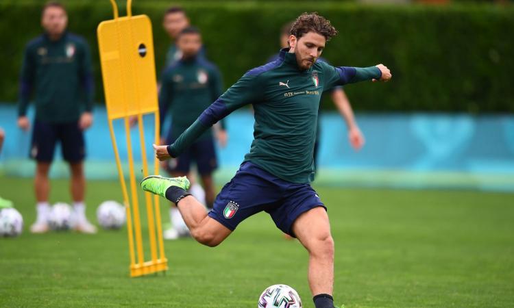 Carnevali: 'Locatelli? Ricevute tante offerte, una è molto avviata. Con la Juve... Raspadori è fuori mercato'