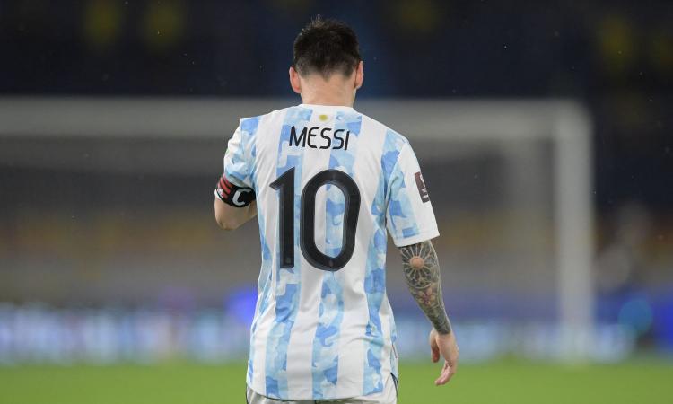 Mondiale in Qatar, chi vince? Ce lo dice l'algoritmo: sfida tra titani in finale. E Messi...
