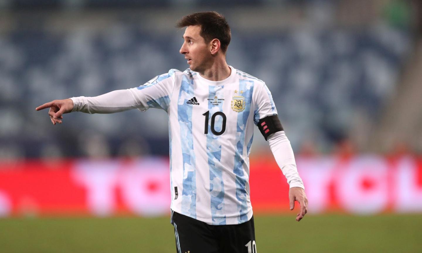 Messi torna al Newell’s? Il club argentino scherza con un tweet 