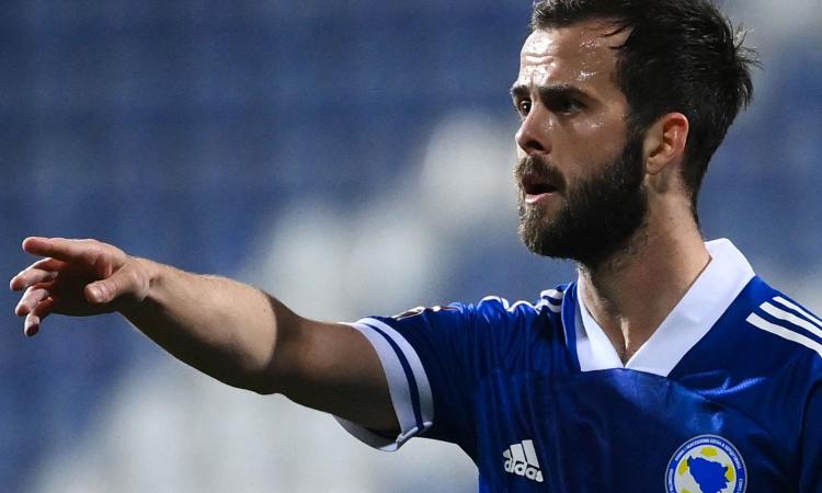 Pjanic: 'Vorrei fare l'allenatore, ecco chi è meglio tra Conte e Allegri per la Juve'