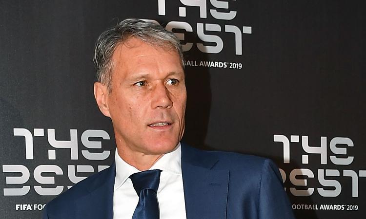 Van Basten punge de Ligt: 'Serve più leadership. In Italia non ha imparato molto a difendere, lascia dei buchi...'