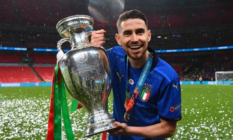 Jorginho fra voglia d'Italia, il contratto e i problemi del Chelsea: la Juve fiuta l'affare