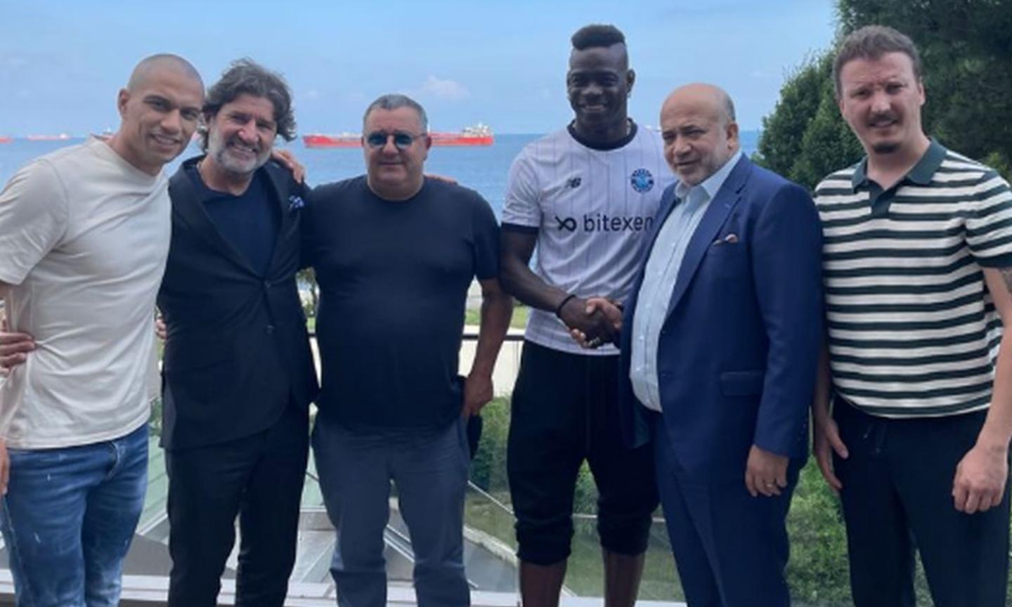 Balotelli: 'Ritorno in Italia? Vorrei giocare a Napoli. In passato ci sono andato vicino...'