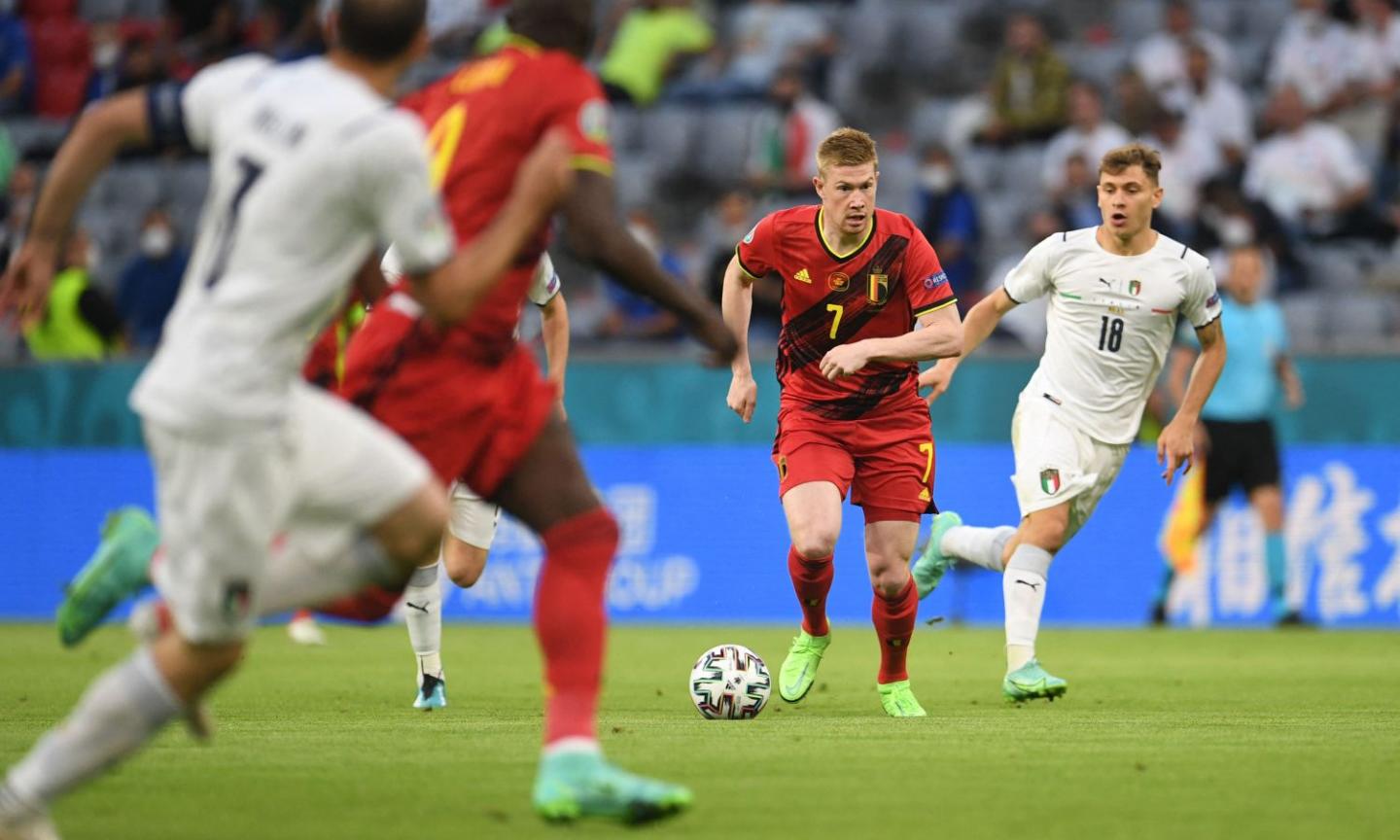 Belgio, De Bruyne: 'Ho bisogno di riposo dopo una stagione così. Belgio? Resto di sicuro fino al 2024'