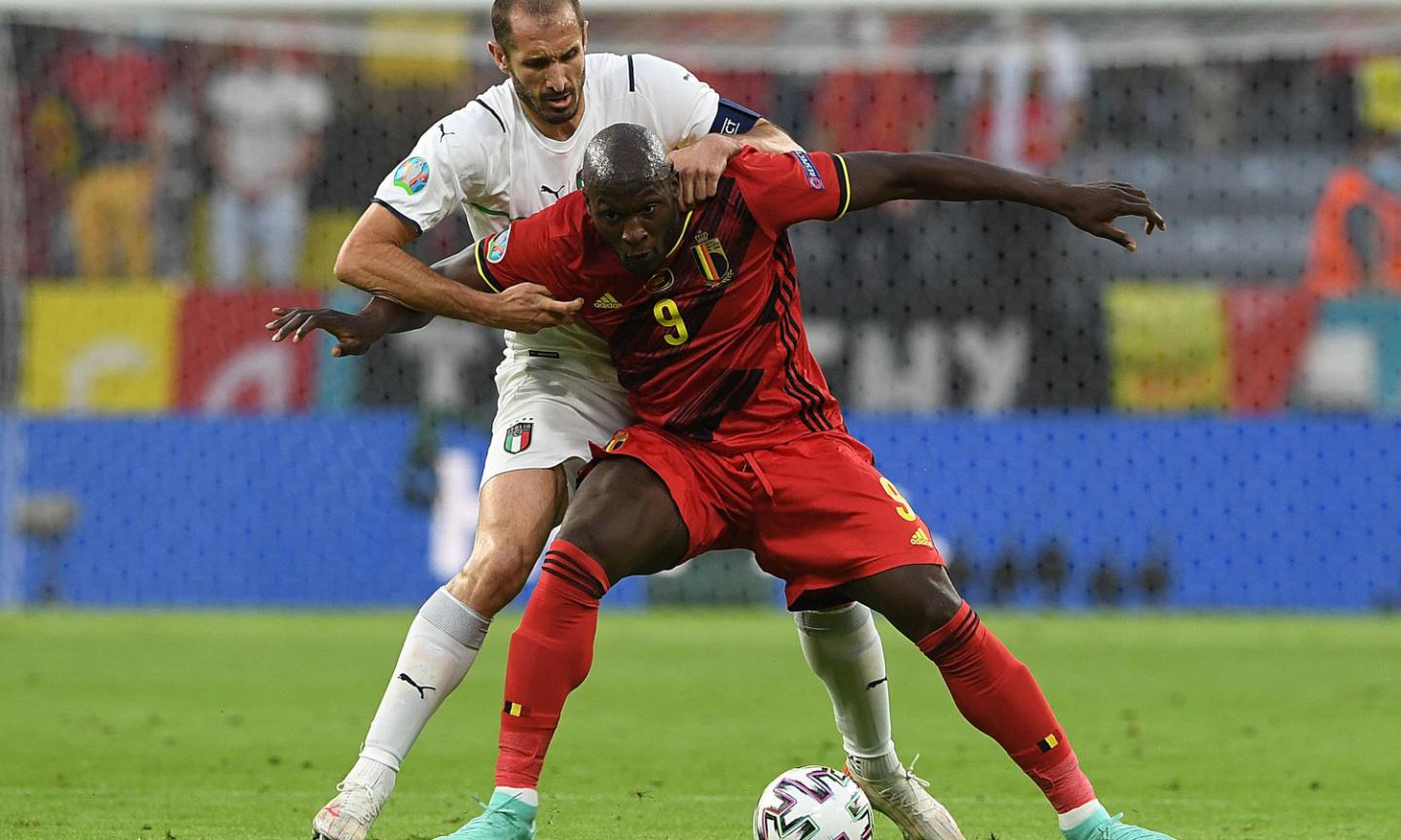 Chiellini annulla Lukaku, dopo gli Europei firma per la Juve con una missione: scucire lo scudetto all'Inter