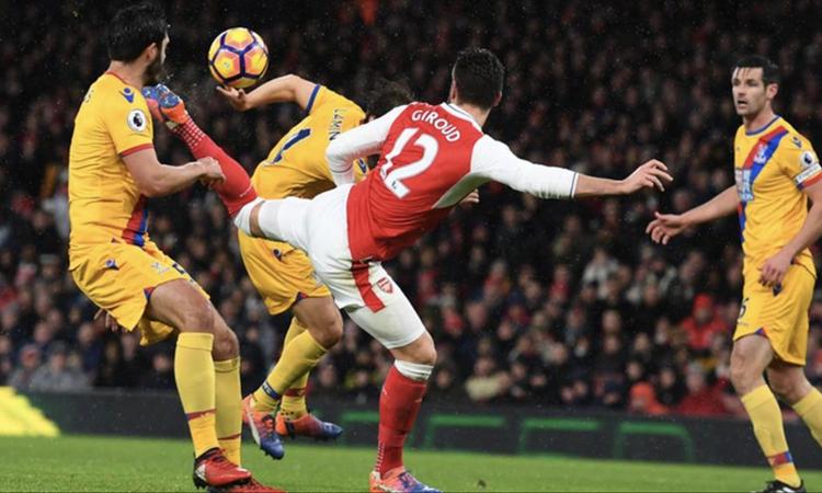 Il Mondiale, i go kart e Sheva: il Milan abbraccia Giroud, il 're scorpione' per cancellare la maledizione della 9