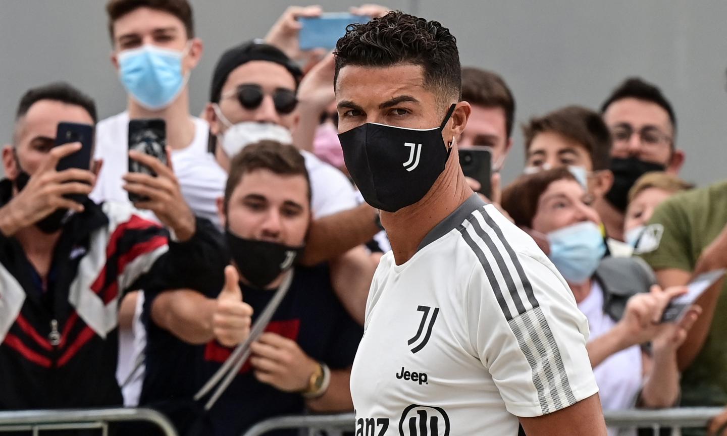 Cristiano Ronaldo-Juve: c'è Mendes che tiene viva la pista Psg. E di rinnovo non se ne parla