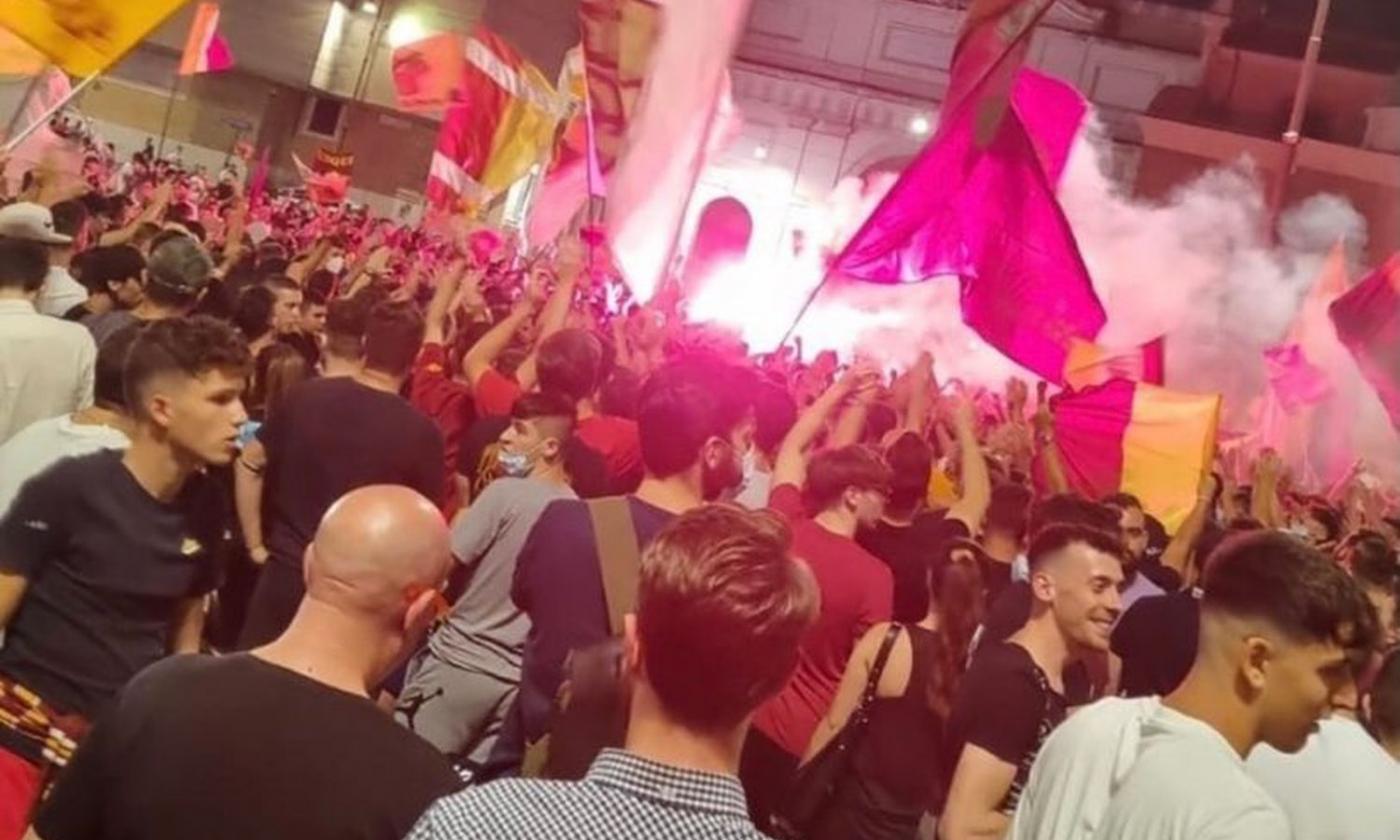 Roma-Feyenoord, tifosi in fila per gli ultimi biglietti 