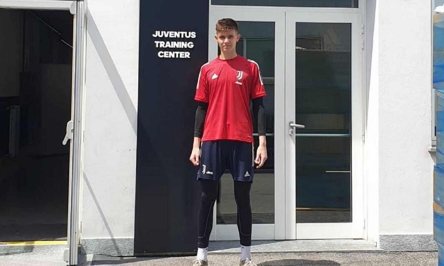 Juve, il portiere del futuro arriva dalla Slovacchia: tutto fatto per Vinarcik