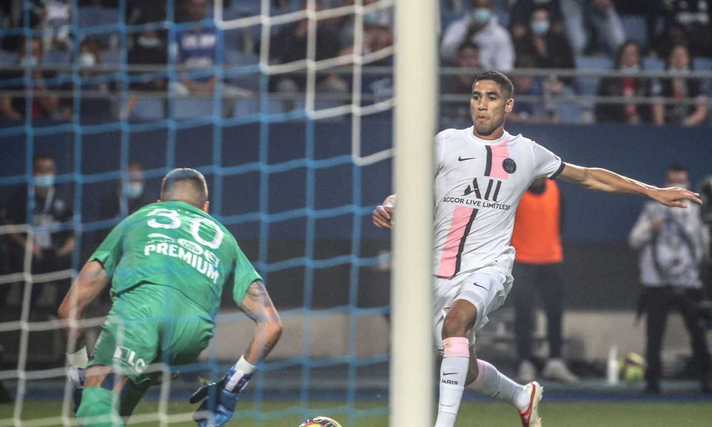 Ligue 1, esordio vincente per il PSG: 2-1 in rimonta al Troyes, segnano Hakimi e Icardi. Pari Lione con il Brest