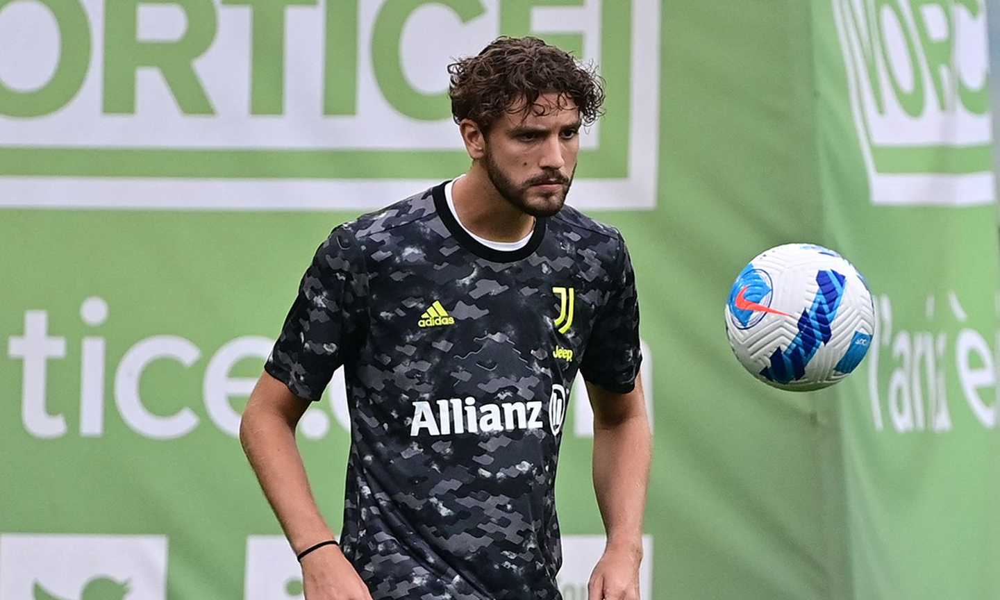 Juve, mercato al risparmio pensando al futuro: ma sono già 150 i milioni da pagare