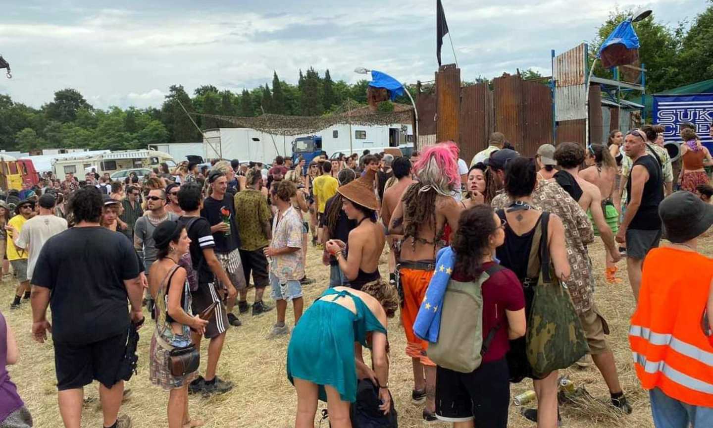 Fermate i pazzi del rave di Viterbo, stanno trasferendo l’inferno in terra