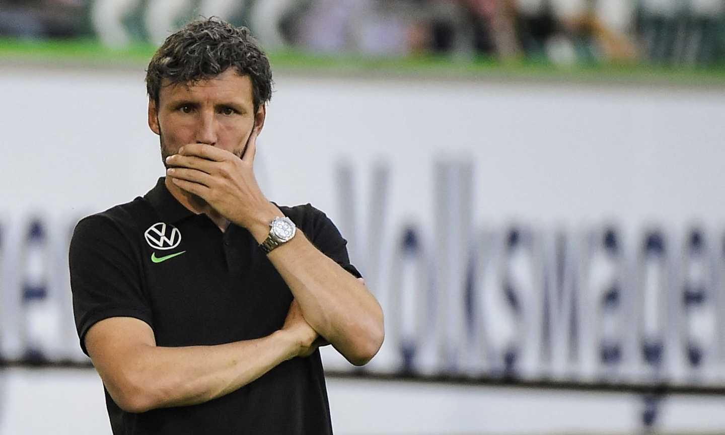 Van Bommel come la Roma: una sostituzione di troppo, Wolfsburg escluso dalla coppa