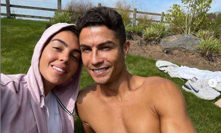 Cristiano Ronaldo, non c'è solo la Roma: in quota spunta la pista Napoli