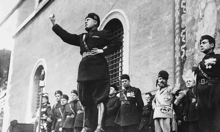 Mussolini e la fuga dei 'traditori' argentini dalla Roma dei campioni del Mondo