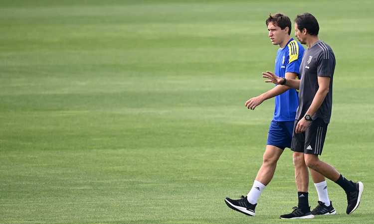 Juve: Chiesa e Bernardeschi tornano in gruppo, ma si ferma De Sciglio