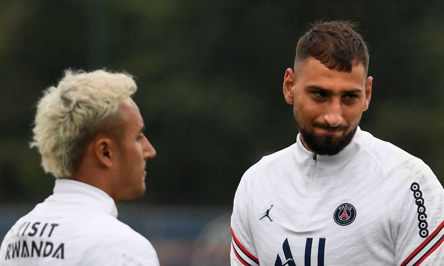 Psg, Donnarumma fa fuori un portiere