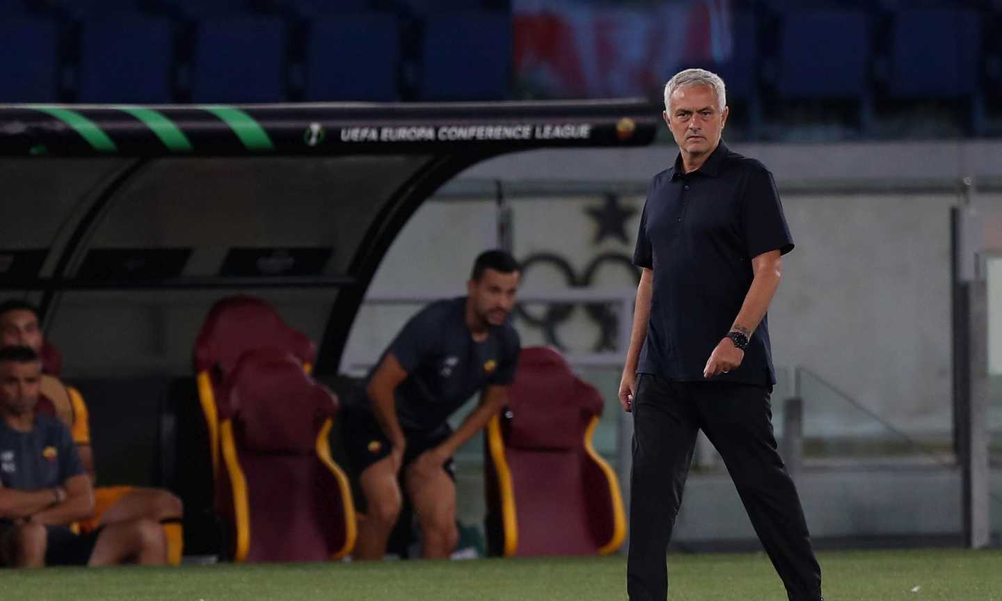 Mourinho: 'Pellegrini mi ha detto che firma nei prossimi giorni. Abbiamo giocato male, ma sta nascendo una squadra' 