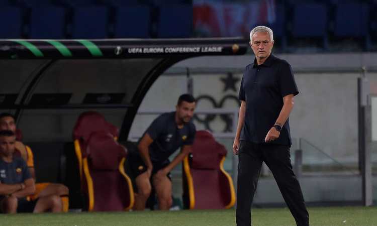 Mourinho: 'Pellegrini mi ha detto che firma nei prossimi giorni. Abbiamo giocato male, ma sta nascendo una squadra'