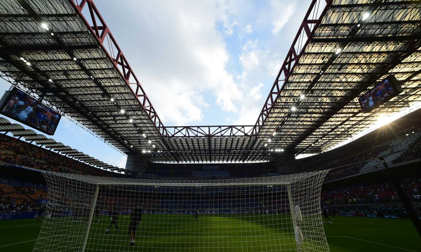 Milan e Inter per volare in Europa hanno bisogno dello stadio: si decide dopo le elezioni, Elliott pronto a sostenere anche Zhang